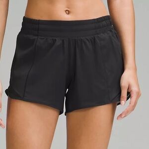 NWOT lululemon low rise hotty hot 4in shorts